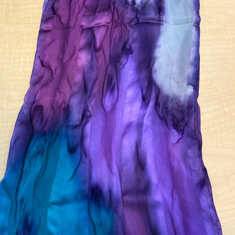 Gorgeous Multi-Colored Scarf - Picture 3 of 3